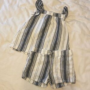 Carter’s 4T Girls linen blend two piece set